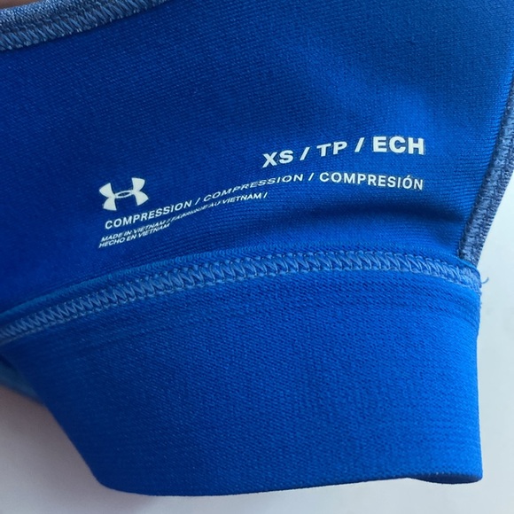 blue under armor bra - Picture 3 of 3